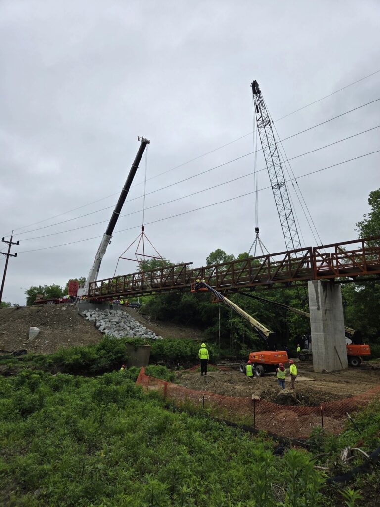 Steel Bridge Construction - Construction Methodology